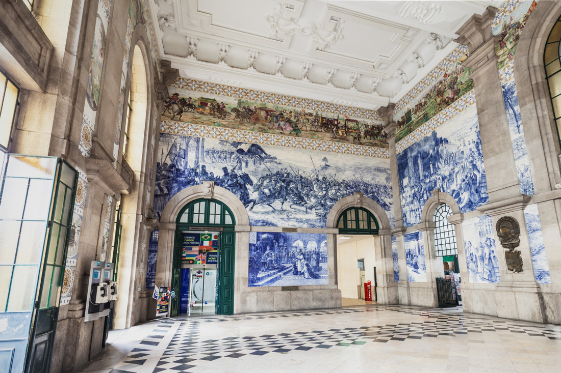 Sao Bento Station Porto Portugal first time visitors guide